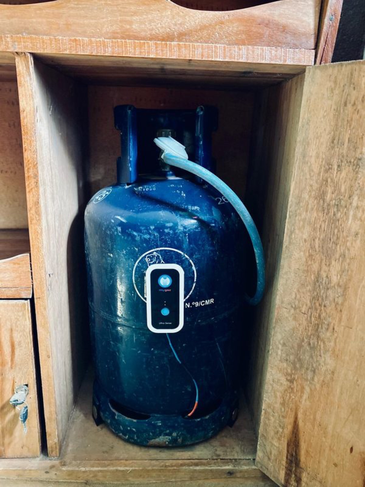 MYGAZ UltraSense installed on a gas bottle
